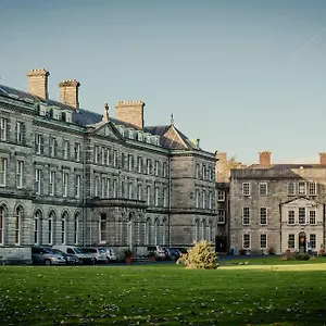 Dcu Hallows Apartament